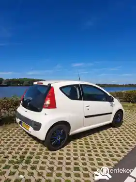 Peugeot 107 1.0 70 2010