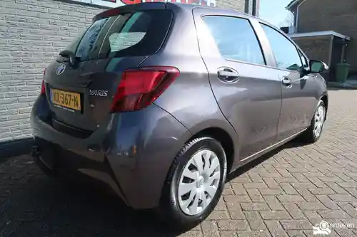 Toyota Yaris 1.0 2015