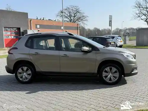 Peugeot 2008 1.2 PureTech 82 2017