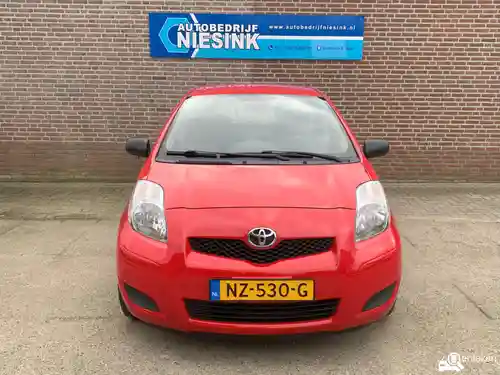 Toyota Yaris 1.0 2010