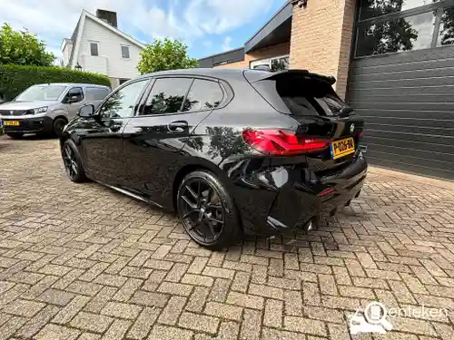 BMW 118i 2022