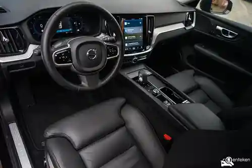 Volvo V60 B3 2022