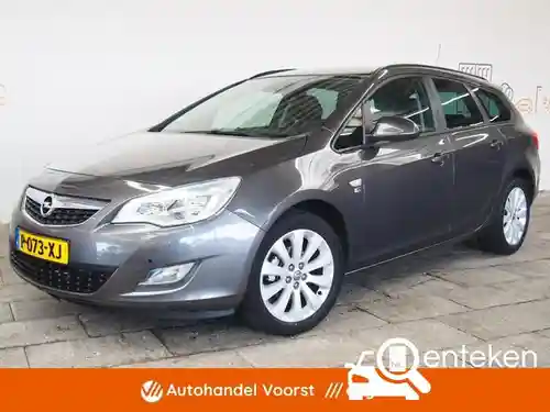 Opel Astra Sports Tourer 1.4 Turbo 2012