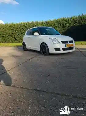 Suzuki Swift 1300 2010