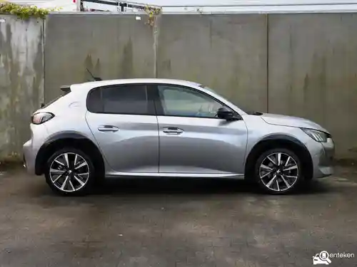 Peugeot 208 1.2 PureTech 100 2022