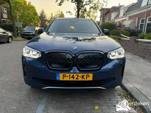 BMW iX3 2021