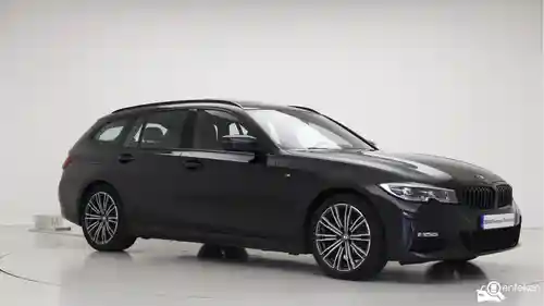 BMW 318i Touring 2022