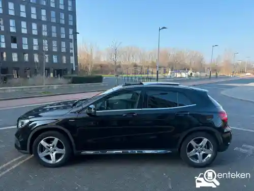 Mercedes-Benz GLA 200 2017