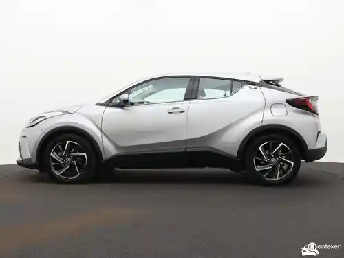 Toyota C-HR 2.0 Hybrid 2022