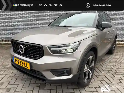 Volvo XC40 Recharge Plug-in Hybrid T4 2022