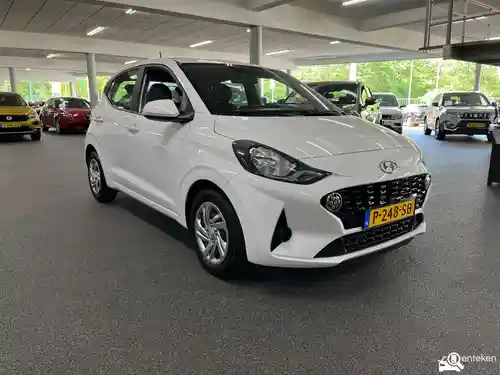 Hyundai i10 1.0 2022