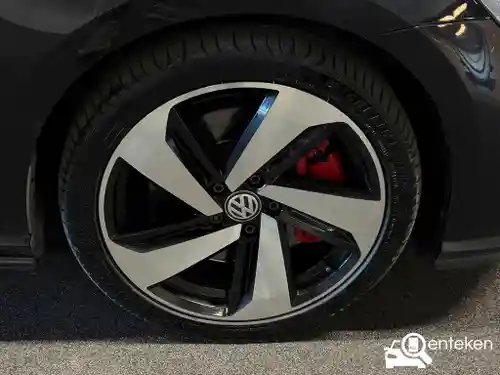 VW Golf Variant 2.0 TSI 2017