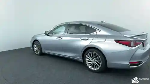 Lexus ES 300h 2022
