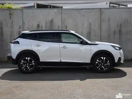 Peugeot 2008 1.2 PureTech 130 2022