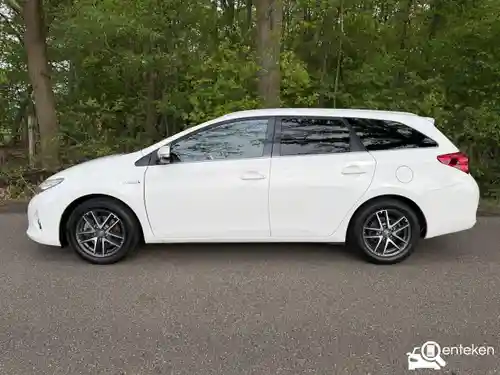 Toyota Auris Touring Sports 1.8 Hybrid 2015