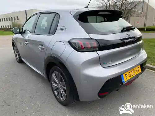 Peugeot e-208 156 2020