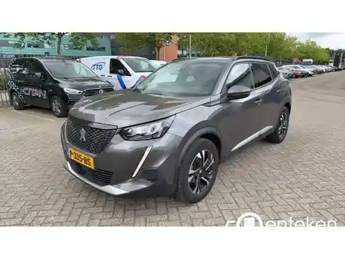 Peugeot 2008 1.2 PureTech 130 2021