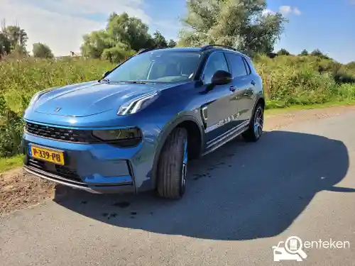 Lynk & Co 01 1.5TD PHEV 2022