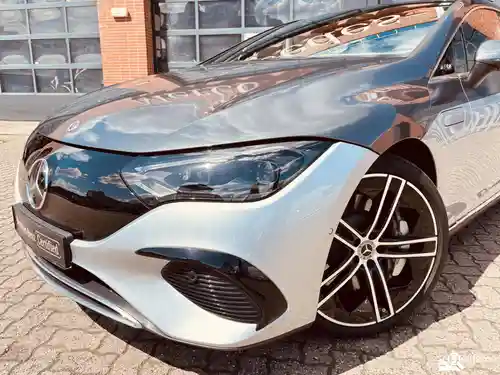 Mercedes-Benz EQE 350+ 2022