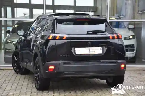 Peugeot e-2008 2021