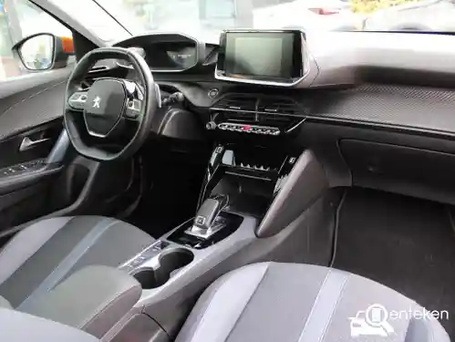 Peugeot 2008 1.2 PureTech 130 2020