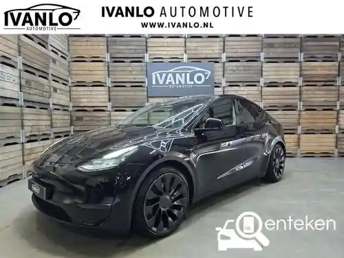 Tesla Model Y 2022