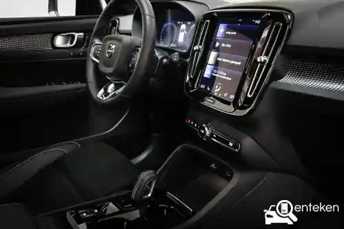 Volvo XC40 T3 2022