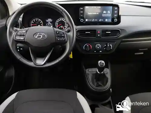Hyundai i10 1.0 2022