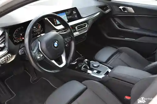 BMW 118i 2022