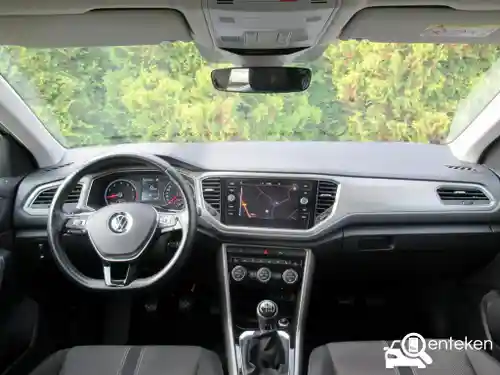 VW T-Roc 1.0 TSI OPF 2021