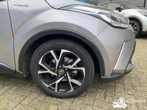 Toyota C-HR 1.8 Hybrid 2022
