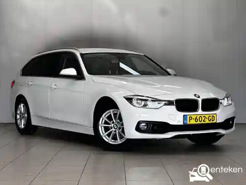 BMW 318i Touring 2019