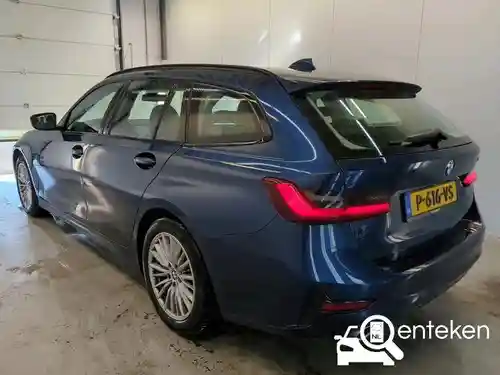 BMW 318i Touring 2022