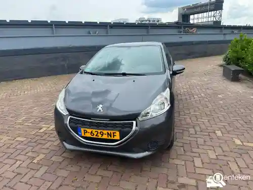 Peugeot 208 1.2 PureTech 82 2015