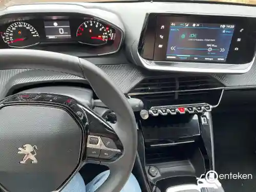 Peugeot 208 1.2 PureTech 75 2022
