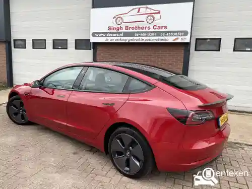 Tesla Model 3 Standard Range Plus 2022