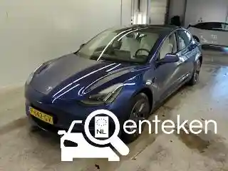 Tesla Model 3 2022