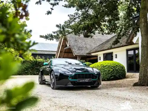 Aston Martin Vantage Roadster S V8 2015