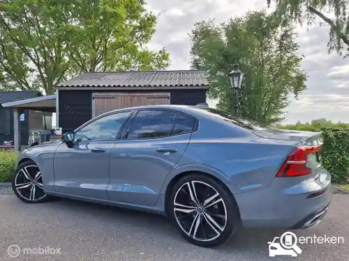 Volvo S60 B4 2022
