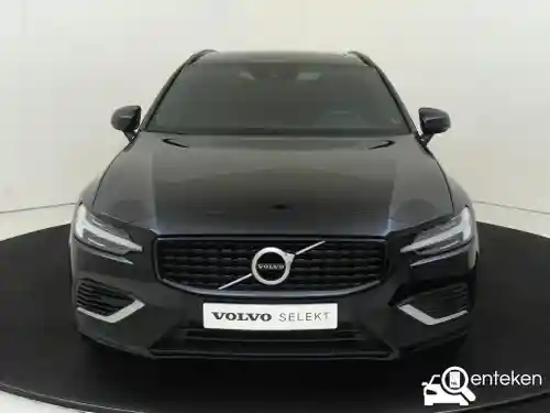 Volvo V60 T8 2022