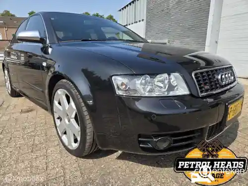 Audi S4 Avant 2004