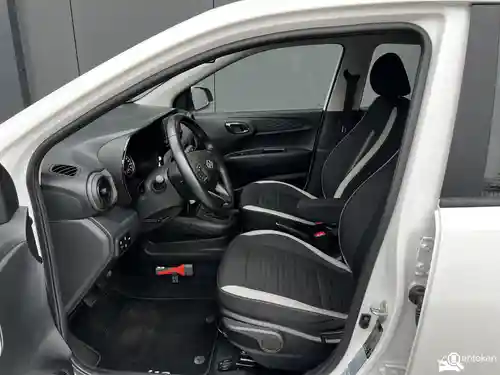 Hyundai i10 1.0 2022