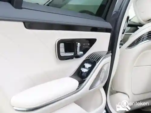 Mercedes-Benz S 580 e  2022