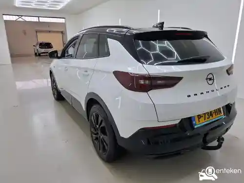 Opel Grandland 1.2 DI Turbo 2022