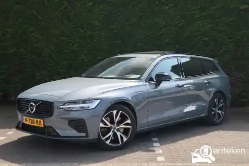 Volvo V60 T6 2022