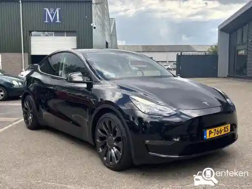 Tesla Model Y 2022