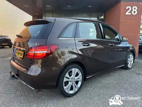 Mercedes-Benz B 180 2016