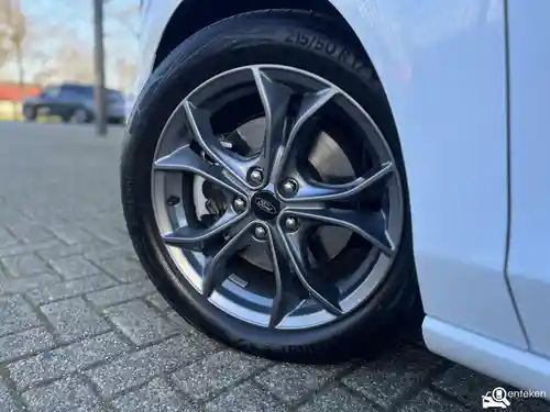 Ford Focus Turnier 1.0 EcoBoost Hybrid 2022