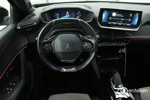 Peugeot e-2008 2021