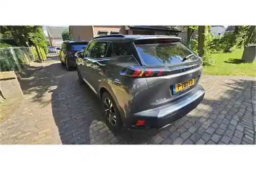 Peugeot 2008 1.2 PureTech 130 2021